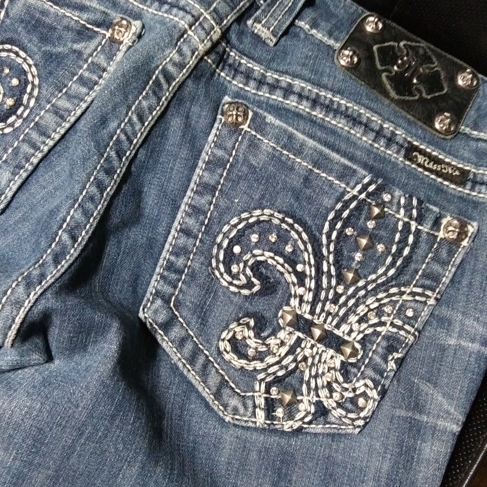 Miss Me JEANS SIZE 29 BOOT